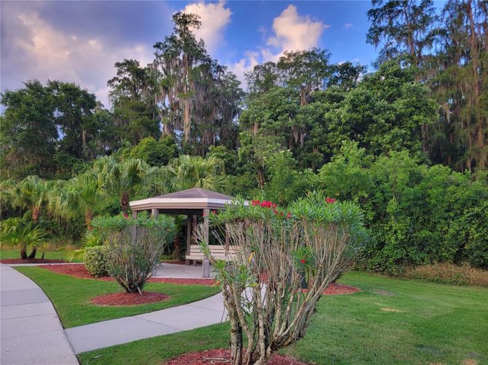 Image No.41-5 Bed Property for sale