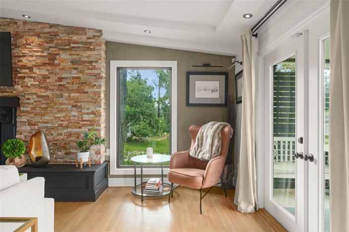 Image No.14-5 Bed Property for sale