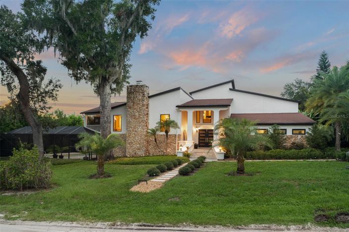 Image No.59-5 Bed Property for sale