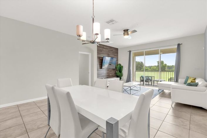 Image No.10-3 Bed Townhouse for sale