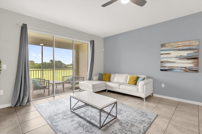 Image No.6-3 Bed Townhouse for sale