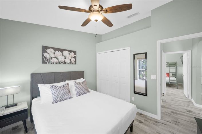 Image No.18-3 Bed Property for sale