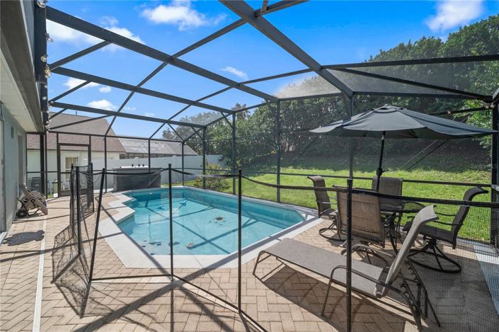 Image No.22-3 Bed Property for sale