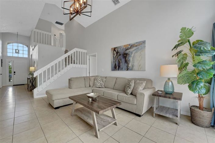 Image No.11-5 Bed Property for sale