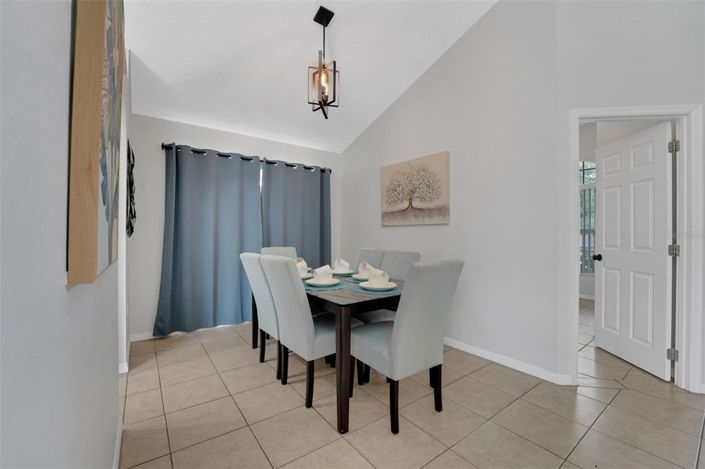 Image No.13-5 Bed Property for sale