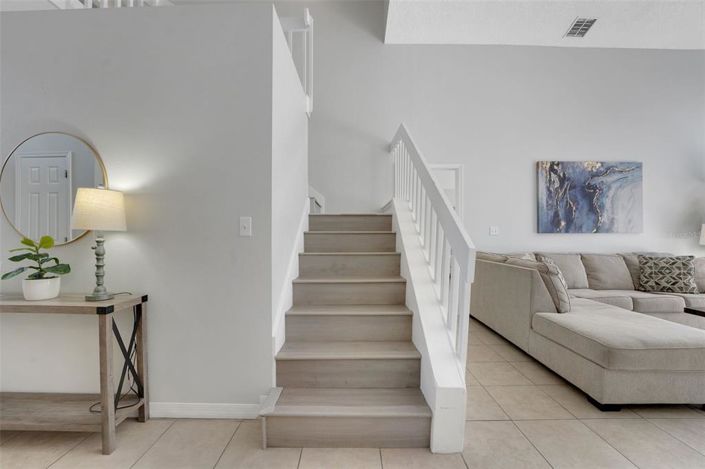 Image No.25-5 Bed Property for sale