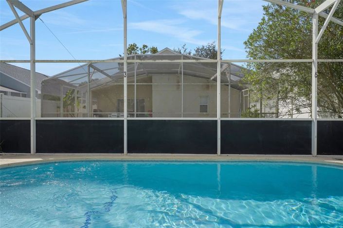 Image No.38-5 Bed Property for sale