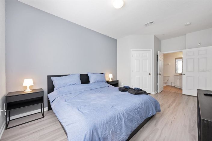 Image No.14-3 Bed Property for sale