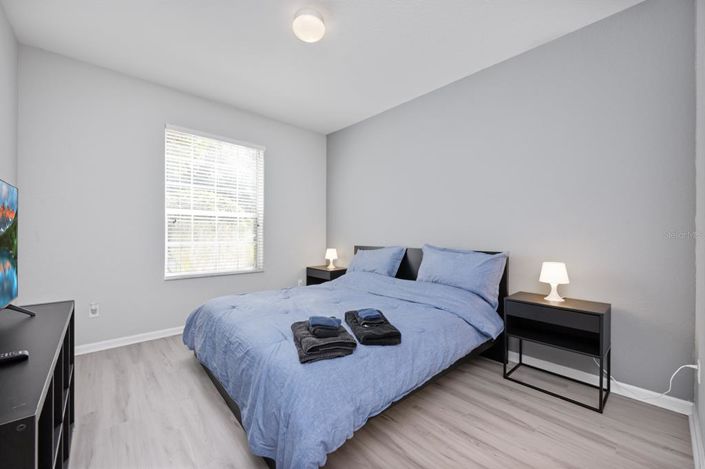 Image No.15-3 Bed Property for sale