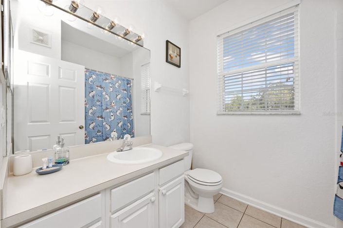 Image No.19-3 Bed Property for sale