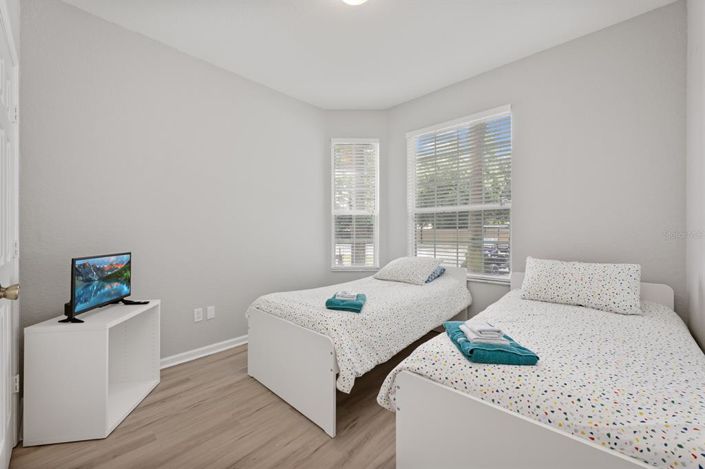 Image No.20-3 Bed Property for sale