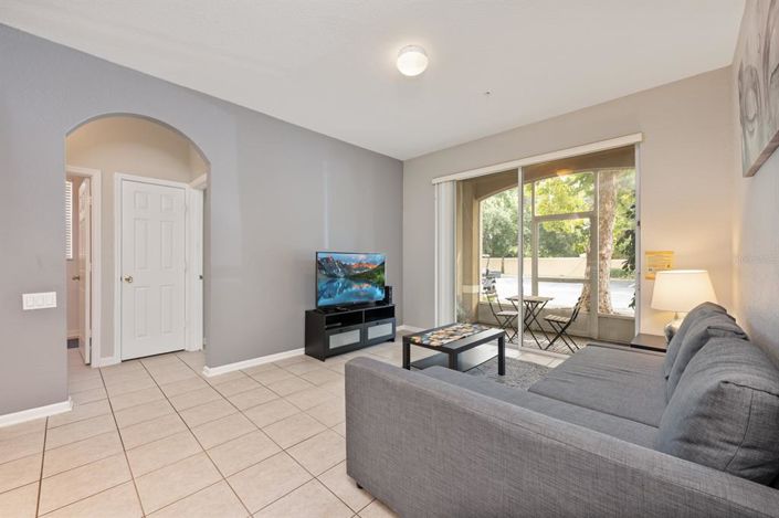 Image No.6-3 Bed Property for sale