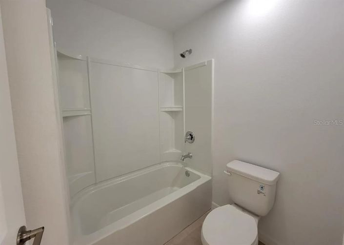 Image No.6-5 Bed Property for sale