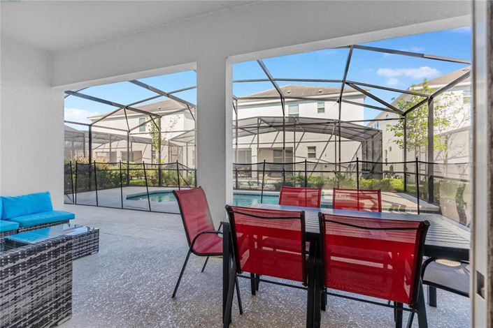 Image No.14-12 Bed Property for sale