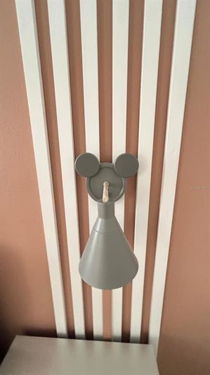 Image No.52-6 Bed Property for sale