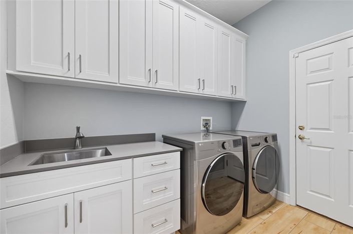 Image No.18-4 Bed Property for sale