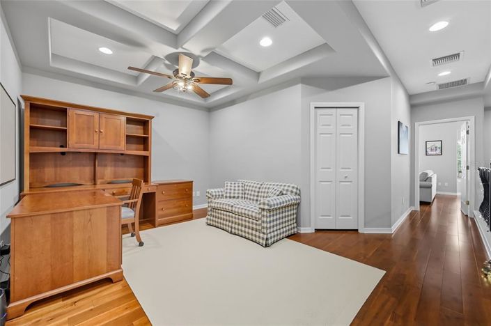 Image No.24-4 Bed Property for sale