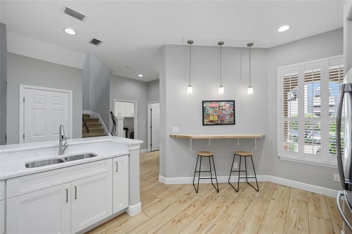 Image No.9-4 Bed Property for sale