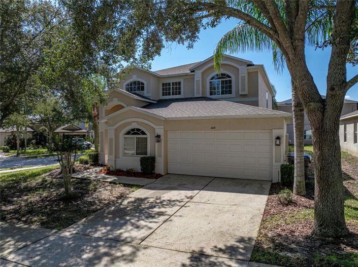 Image No.2-5 Bed Property for sale