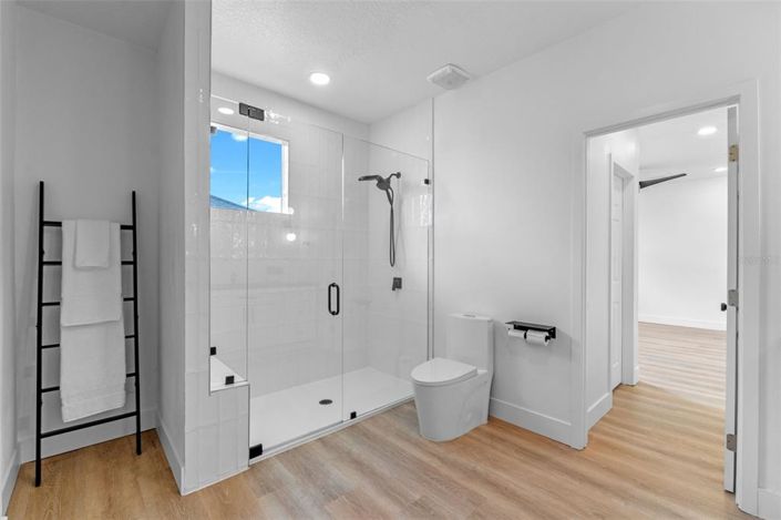 Image No.29-5 Bed Property for sale