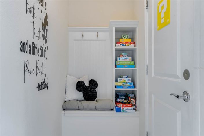 Image No.50-5 Bed Property for sale