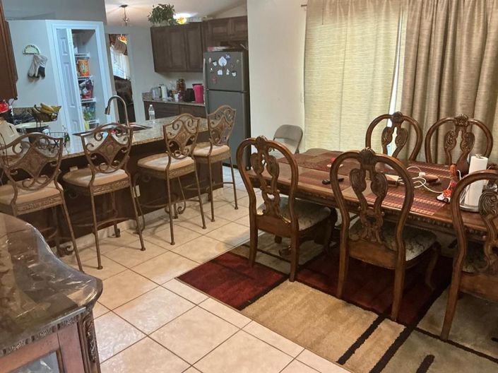 Image No.4-4 Bed Property for sale