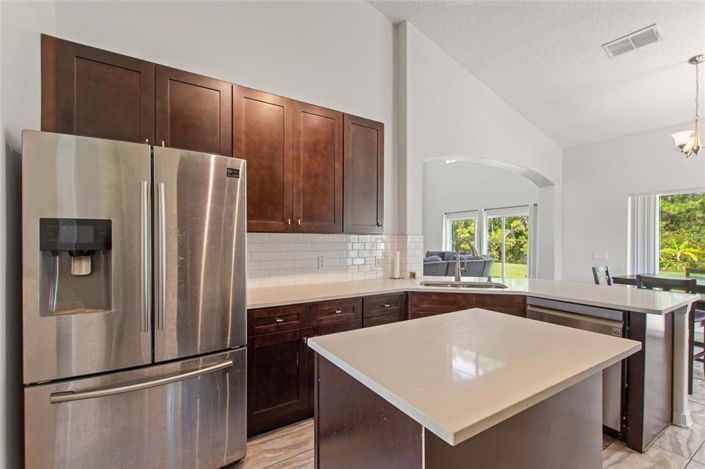 Image No.12-4 Bed Property for sale