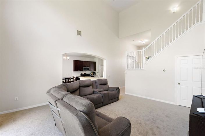 Image No.4-4 Bed Property for sale