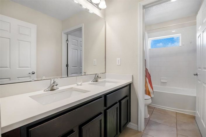 Image No.17-4 Bed Property for sale