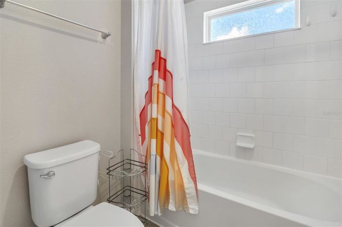 Image No.19-4 Bed Property for sale