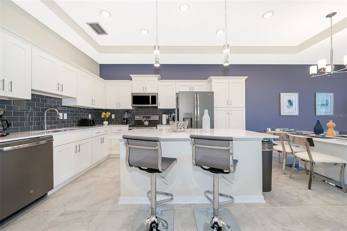 Image No.12-2 Bed Property for sale