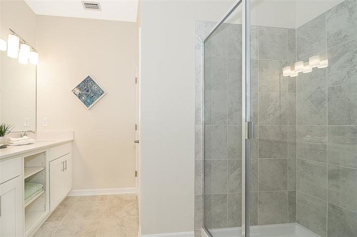 Image No.15-2 Bed Property for sale