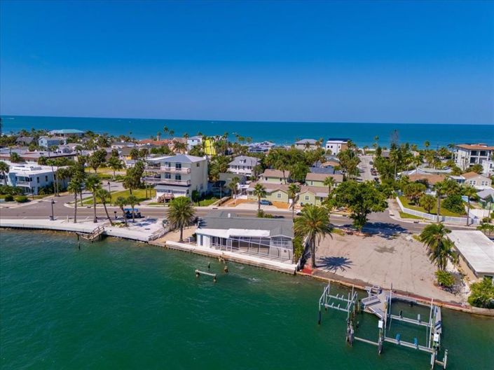 Image No.17-2 Bed Property for sale