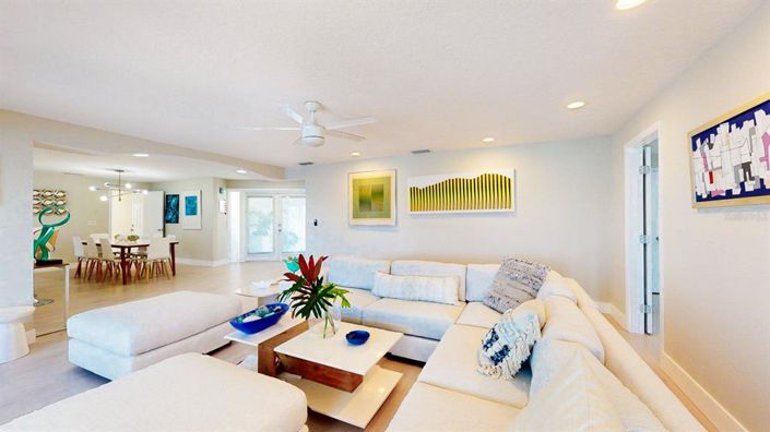 Image No.16-4 Bed Property for sale