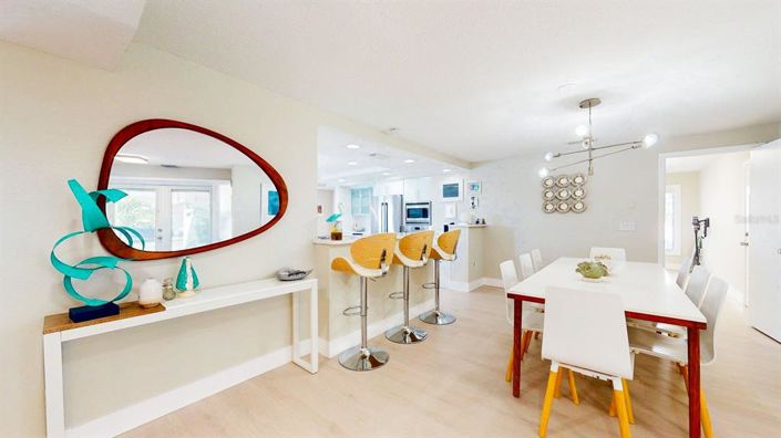 Image No.18-4 Bed Property for sale