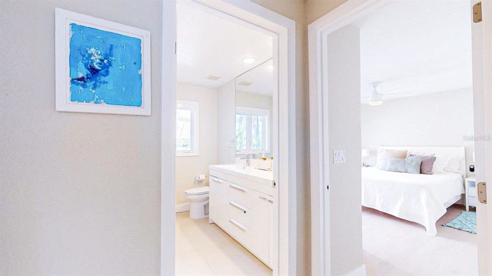 Image No.53-4 Bed Property for sale