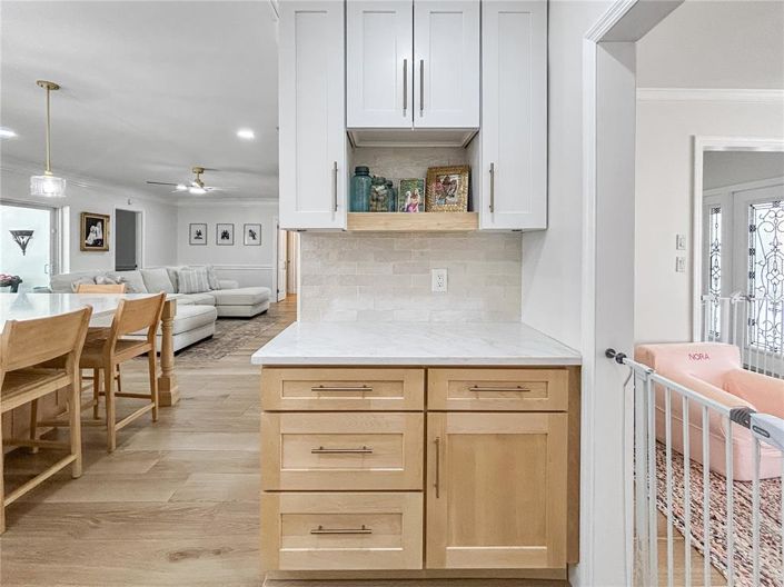 Image No.12-3 Bed Property for sale