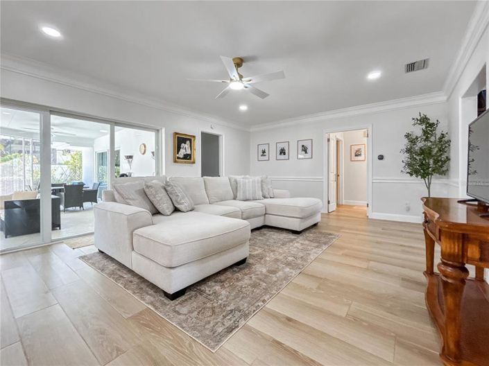 Image No.14-3 Bed Property for sale