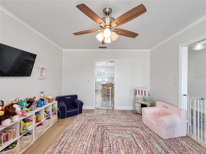 Image No.21-3 Bed Property for sale