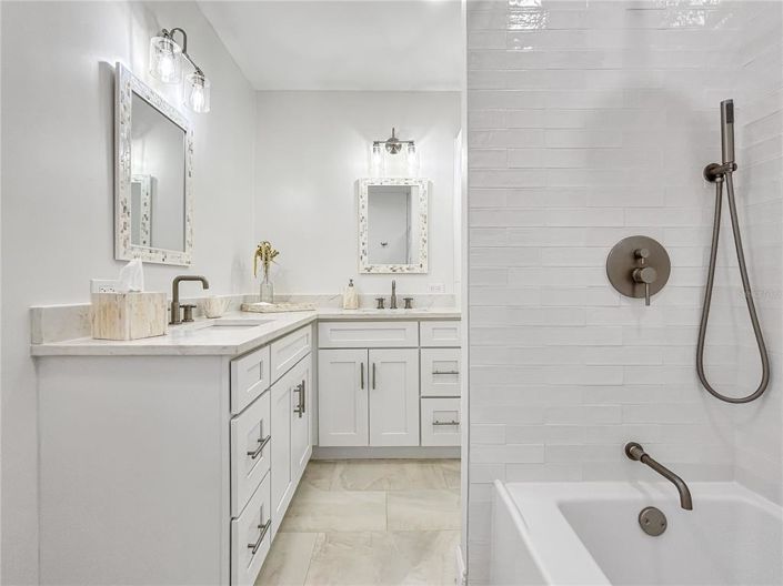 Image No.29-3 Bed Property for sale