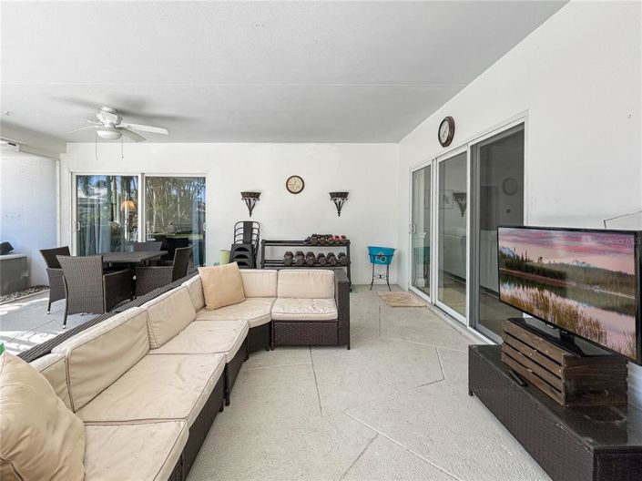 Image No.34-3 Bed Property for sale