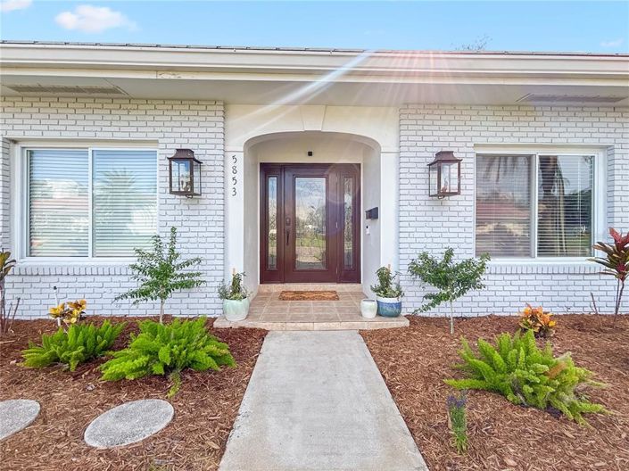 Image No.42-3 Bed Property for sale