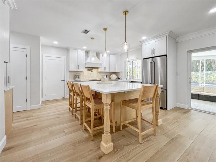 Image No.5-3 Bed Property for sale