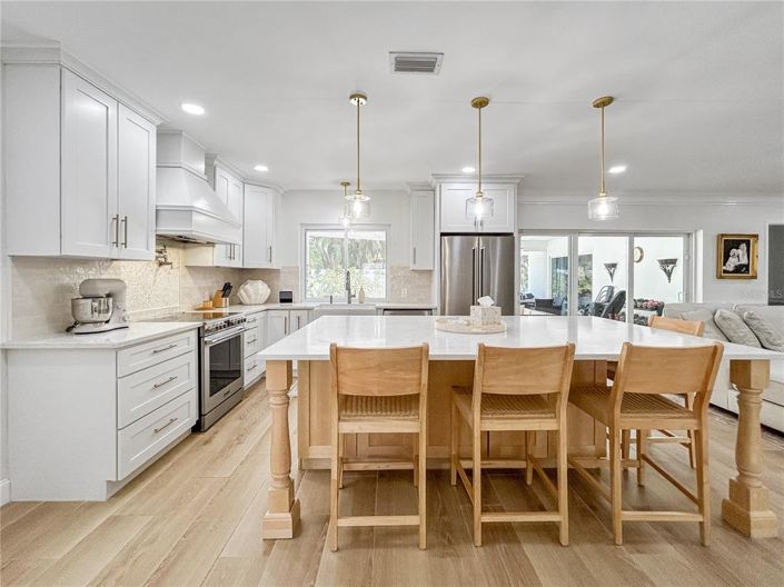 Image No.7-3 Bed Property for sale