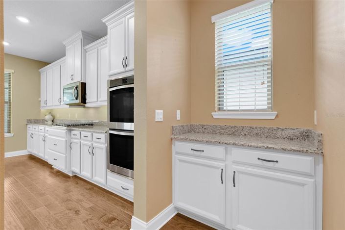 Image No.18-5 Bed Property for sale