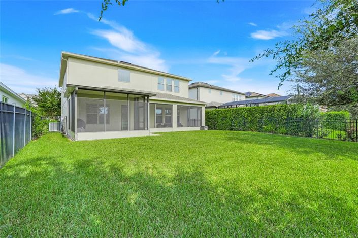 Image No.45-5 Bed Property for sale