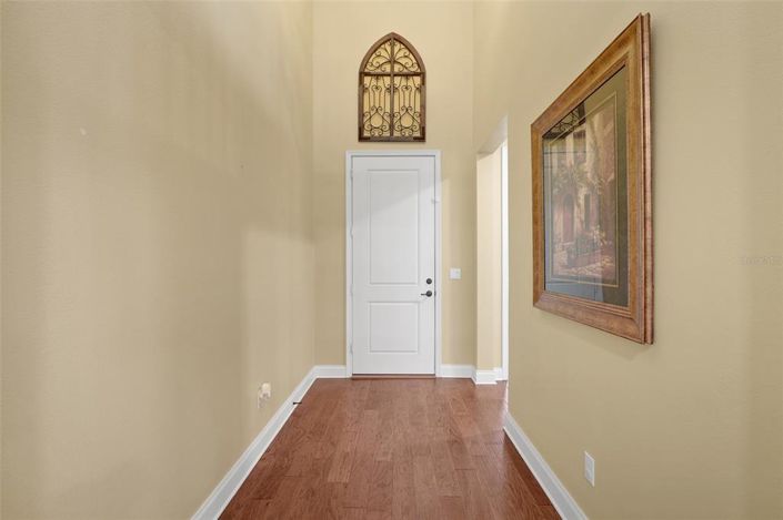 Image No.5-5 Bed Property for sale