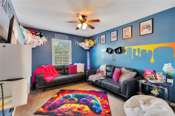 Image No.16-4 Bed Property for sale