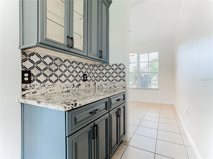 Image No.13-4 Bed Property for sale