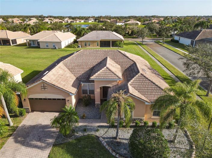 Image No.2-4 Bed Property for sale